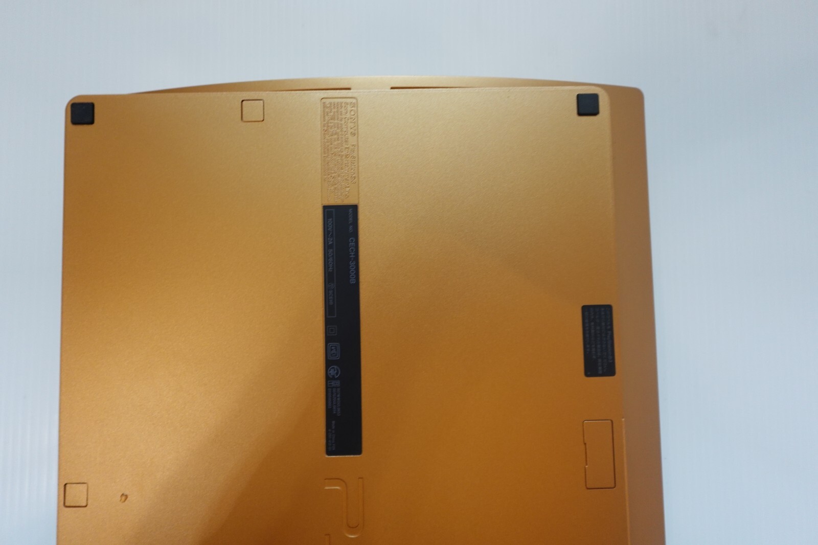 Sony PlayStation 3 PS3 One Piece GOLD 320GB Console Only LIMITED Edition