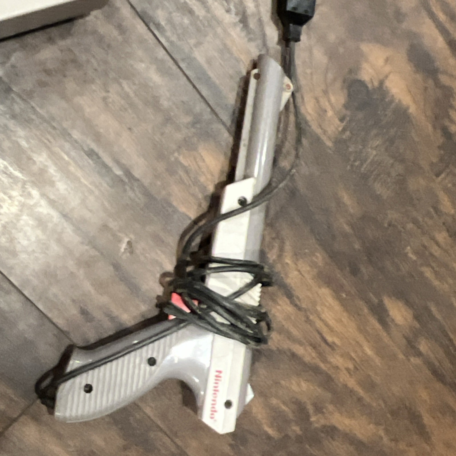 Nintendo NES-001 Console Gray with 4 Controllers, 2 Zapper Light Guns, 1985
