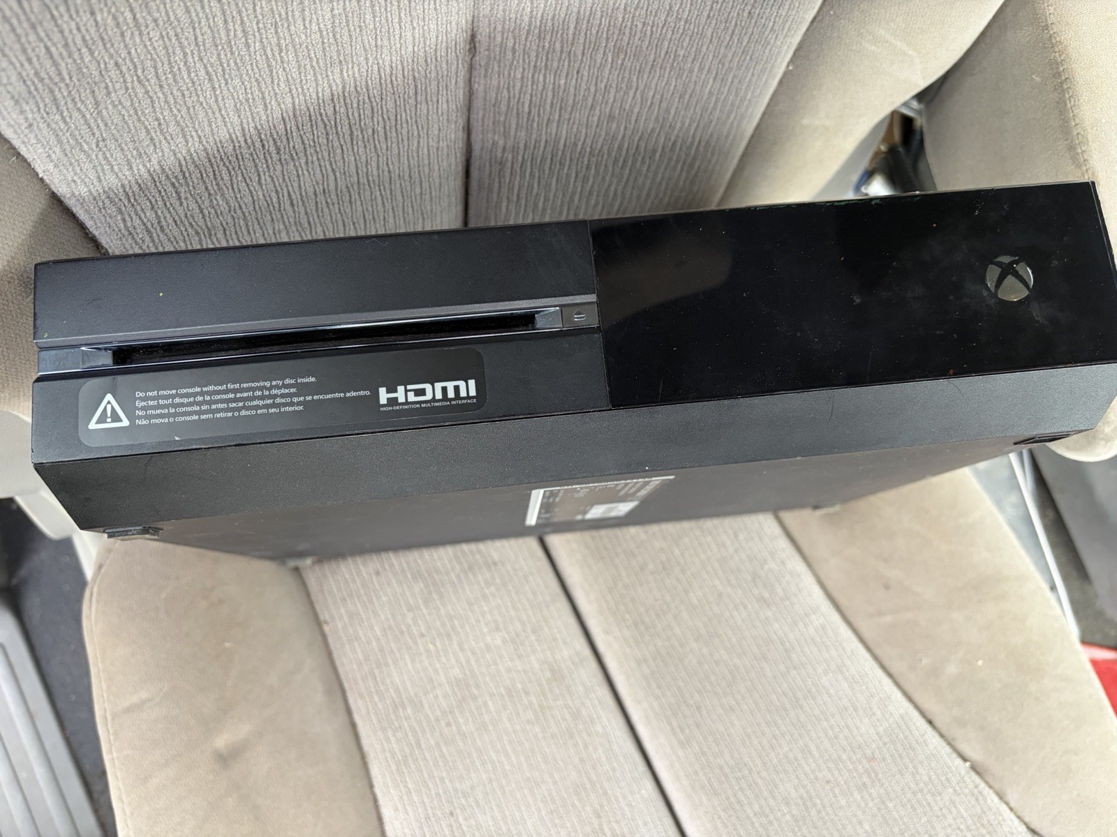 Microsoft Xbox One 1540 Home Console Black w/ HDMI, 2014 Model 1540