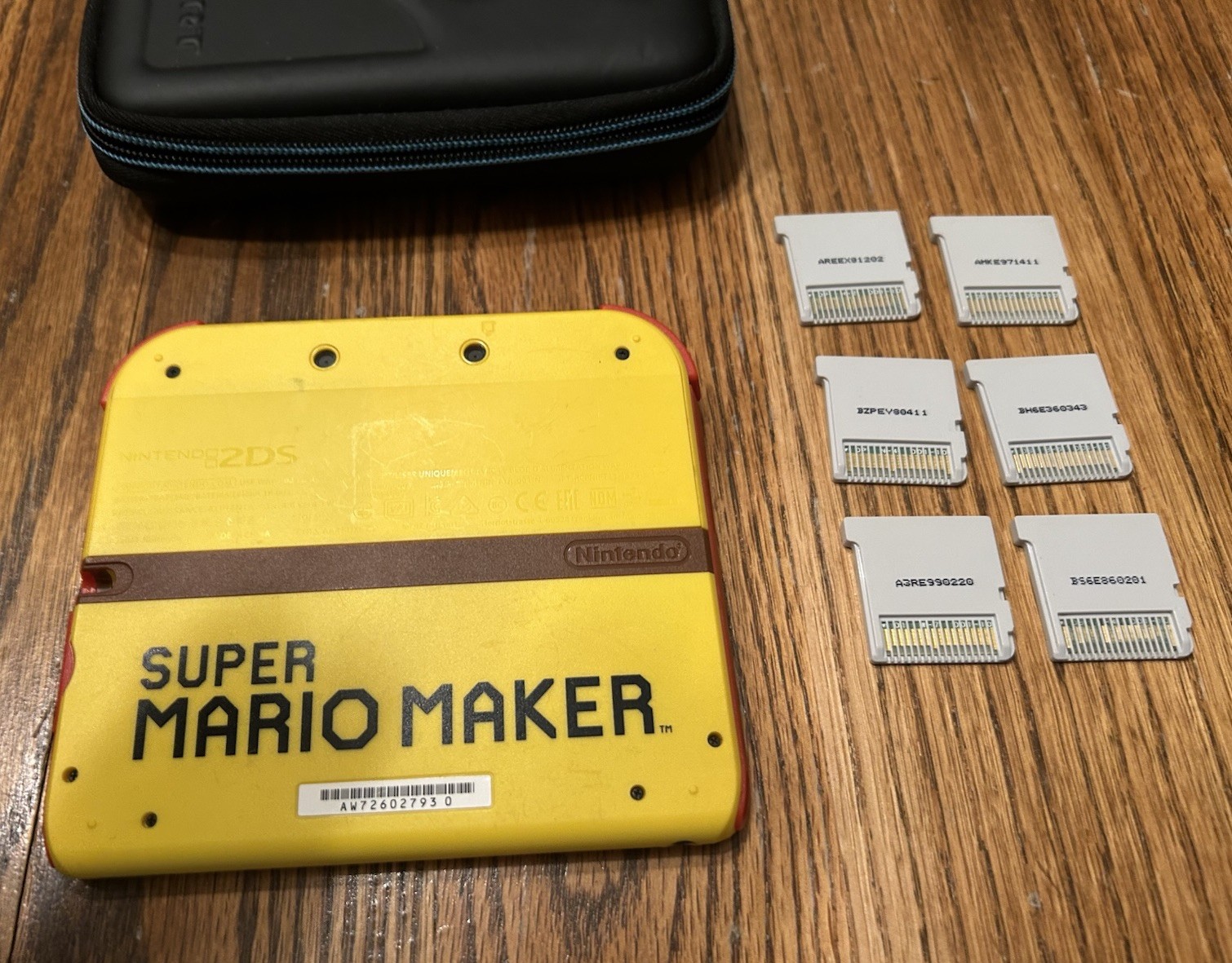 Nintendo 2DS Super Mario Maker Nintendo 3DS Console Case Game Bundle Sonic Mario