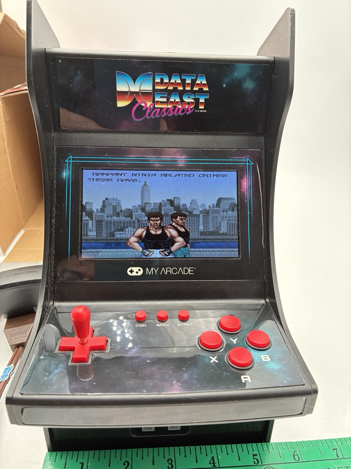 Data East Classics & More Mini Player 10inch My Arcade Retro 34 games USED