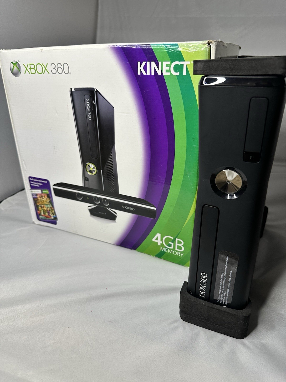 Microsoft Xbox 360 S 4GB Black Bundle w/ Kinect + Kinect Adventures