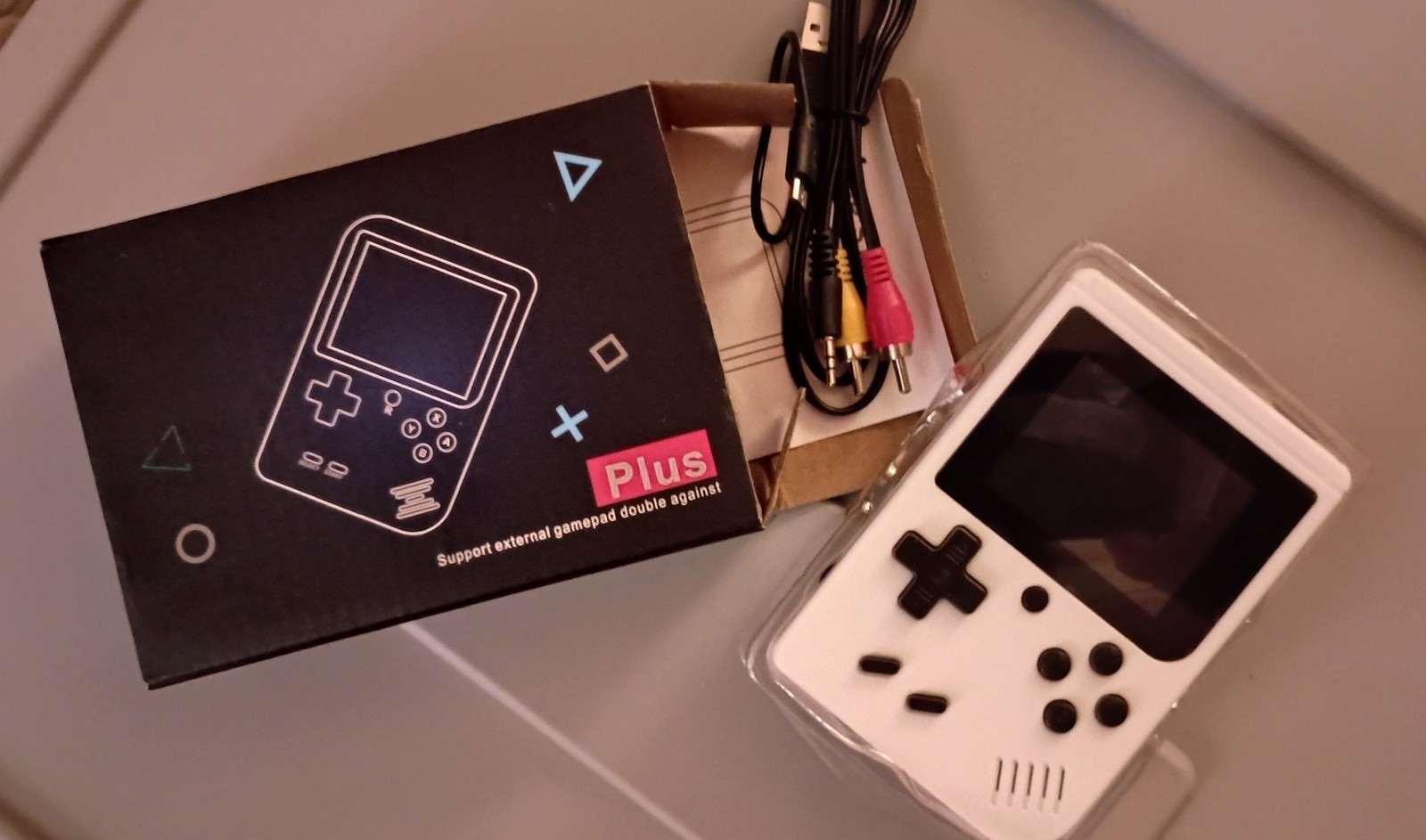 Plus Handheld Game Console with 400 Pre-Installed Games RCA USB White Black