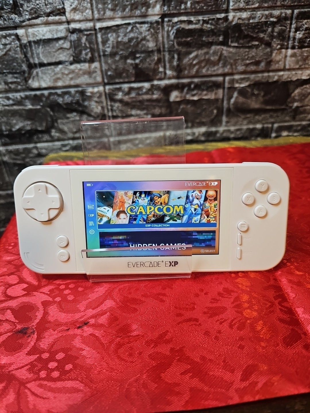 Blaze Evercade EXP Handheld System Arcade Capcom White W/duke Nukem