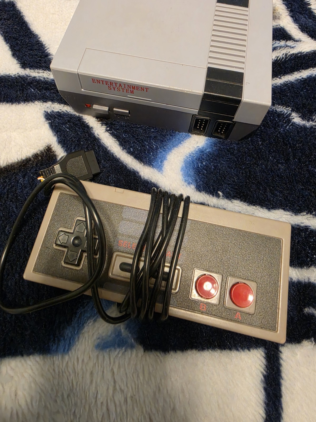 Nintendo NES-001 Console w/ Controller & Power Adapter