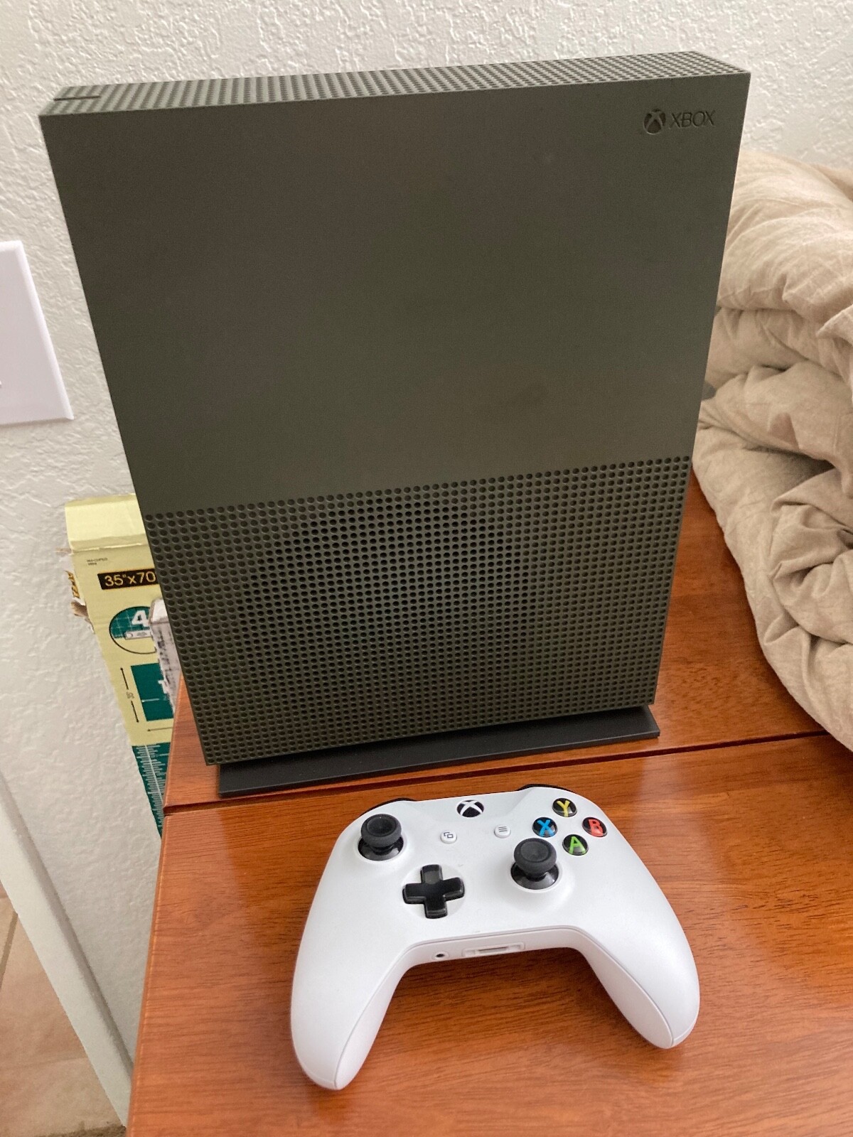Microsoft Xbox One S Battlefield 1: Military Green 1.0 TB + Controller XB1S 4K
