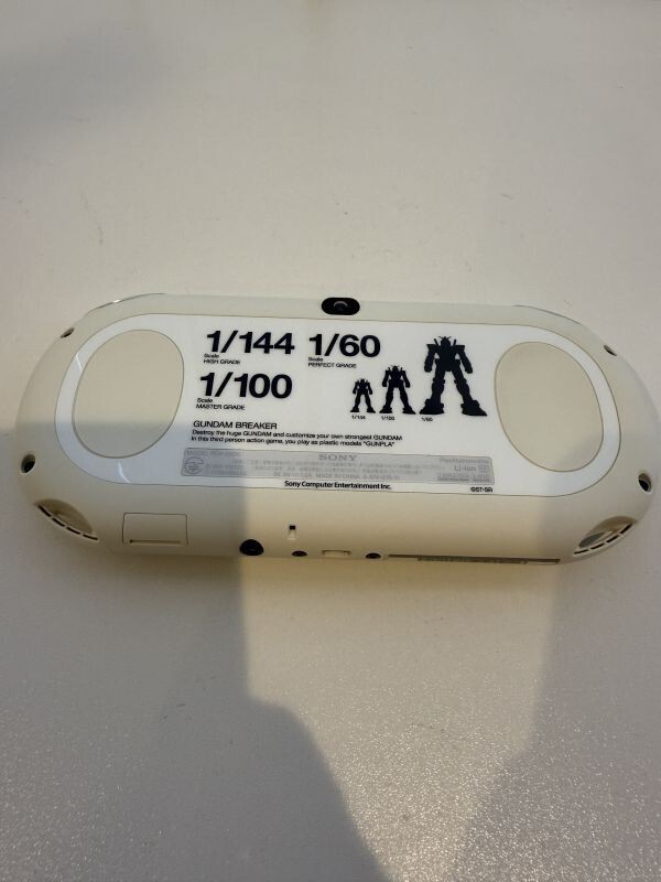 Sony PCH-2000 PS Vita Gundam Breaker Starter Pack Console only White Good HP