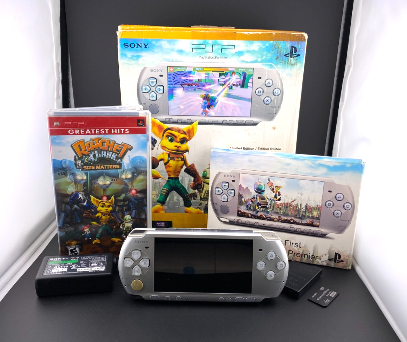 Sony PlayStation Portable PSP Handheld Console (PSP-3001) Ratchet & Clank in Box