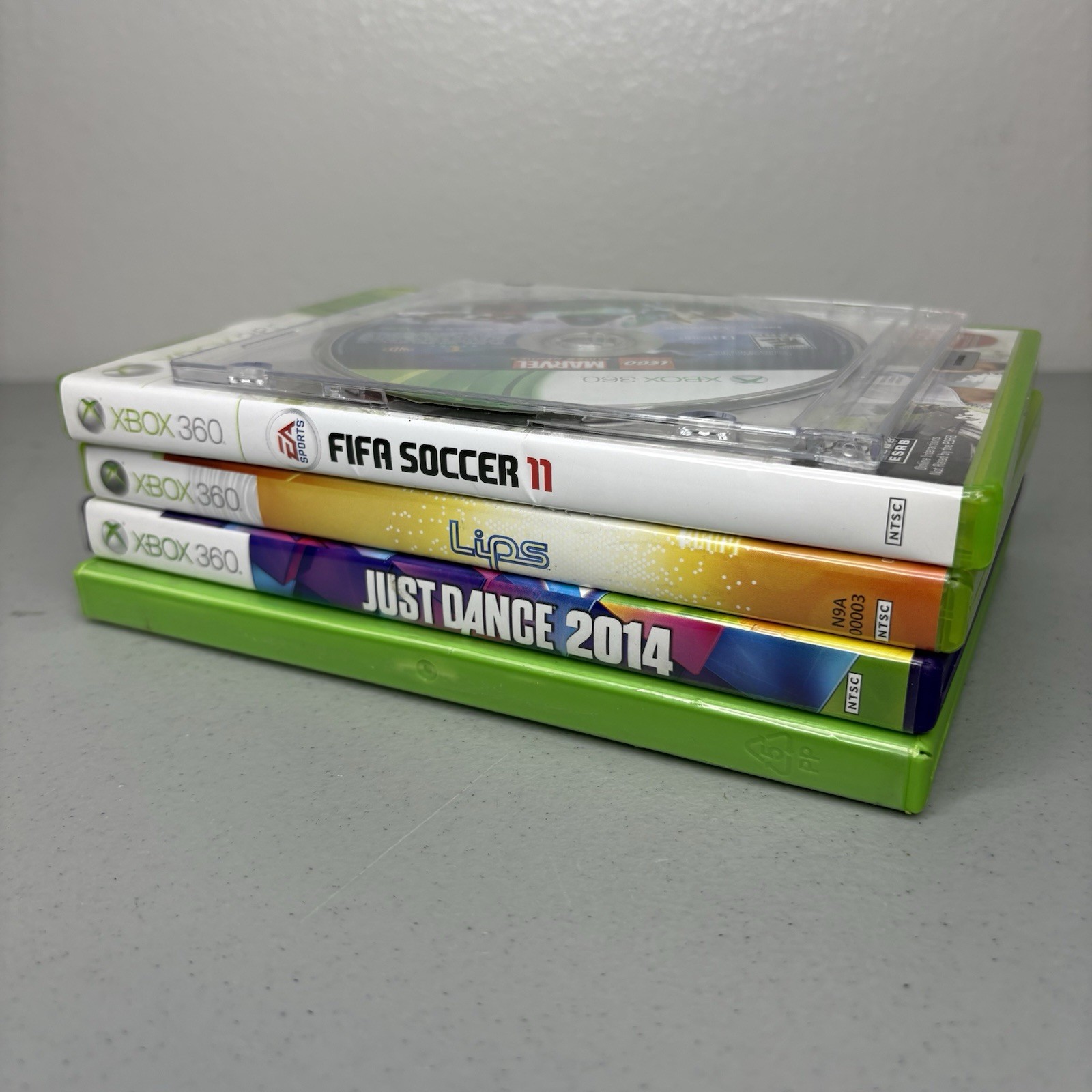 Microsoft XBox 360 S Model 1439 Console w/ Cords & 5 Games Bundle Kinect 1414