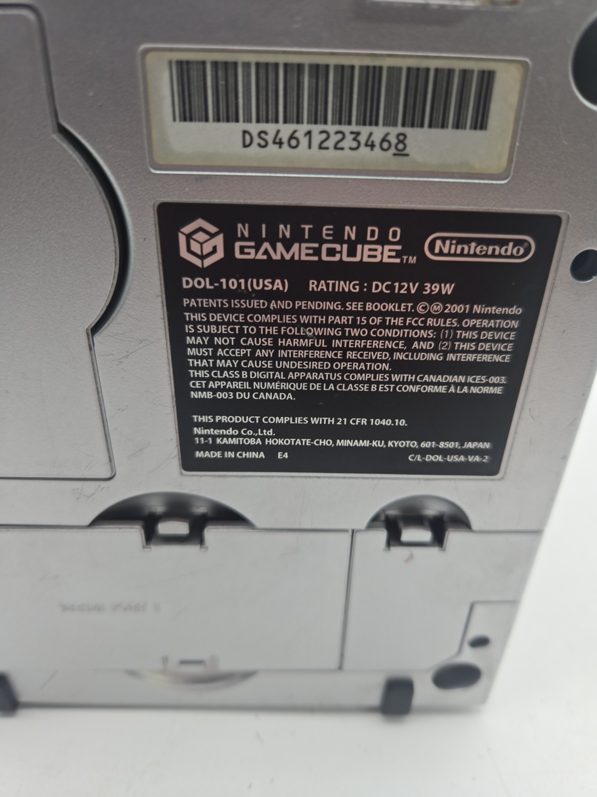 Nintendo GameCube 2001 Silver DOL-101 Console 2 Controller Bundle 1 Mem Card Oem