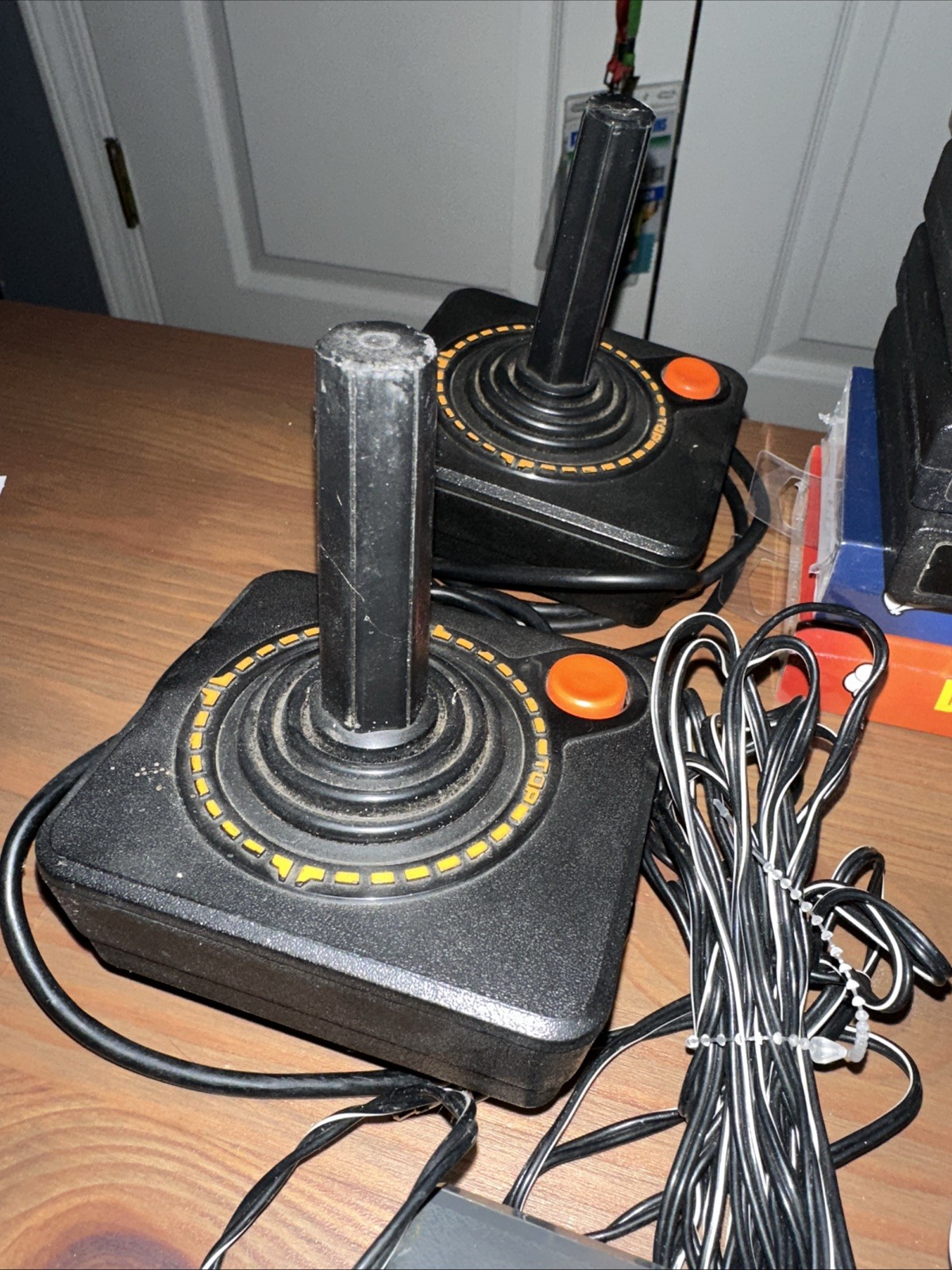 Atari 2600 Heavy Sixer Six Switch Console Sunnyvale USA Console 42 Games – Works