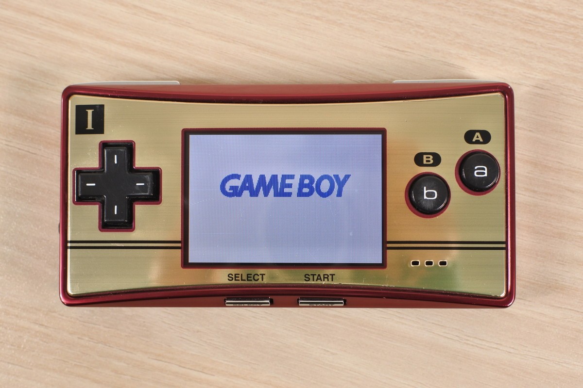 Nintendo Game Boy Micro Famicom 20th Anniversary Edition Japan Tested + Charger