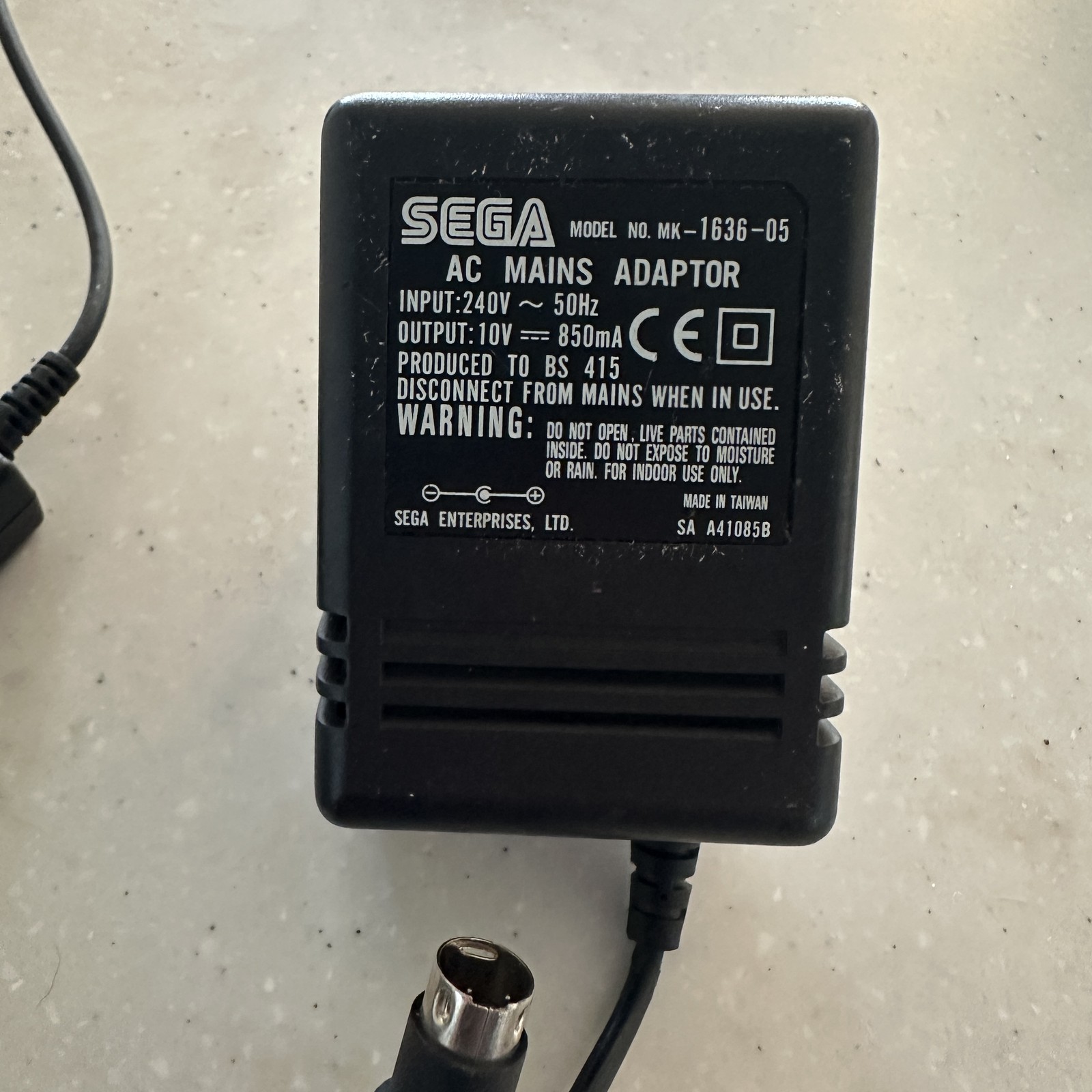 Sega Mega Drive II Console System w/ Controller & AC Adapter PAL Vintage Retro