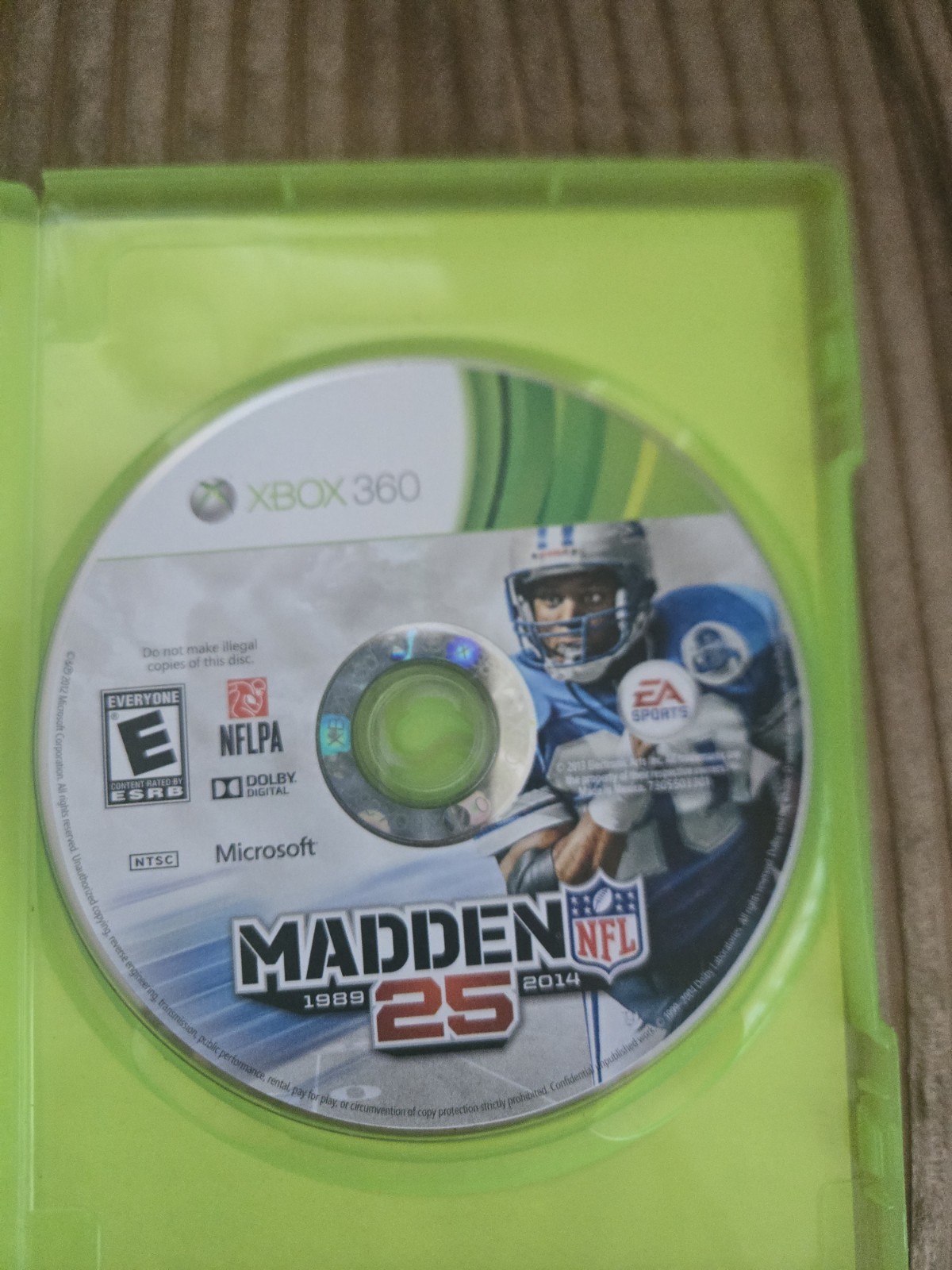 XBOX 360 W/1 Wired Controller, Plug/cables and 2 Games
