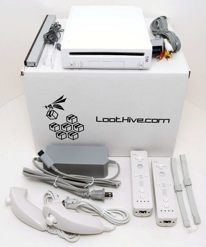 Nintendo Wii Video Game System 2-REMOTE Bundle RVL-001 GameCube Console WHITE