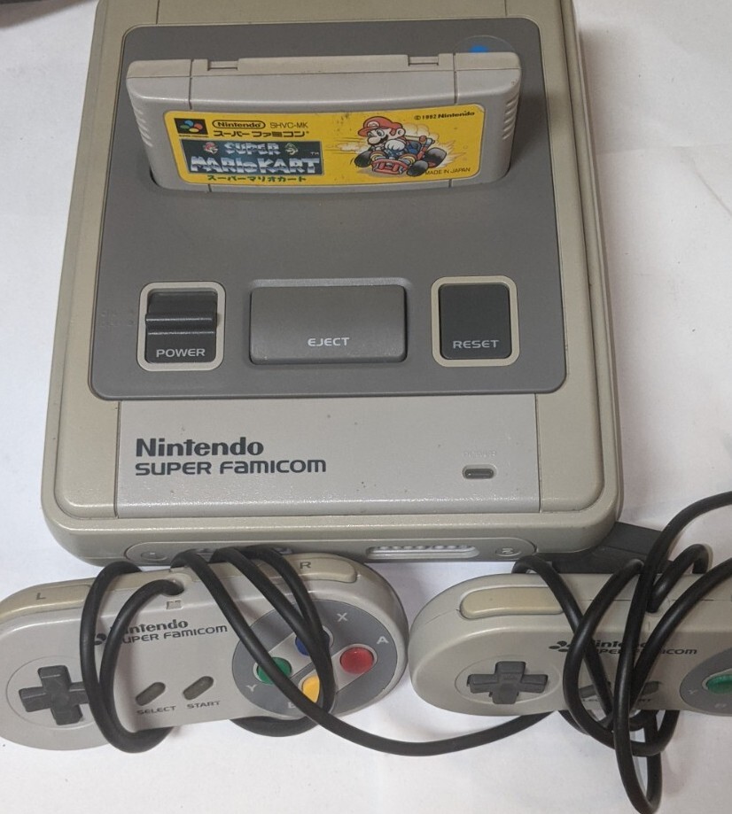 Nintendo Super Famicom Console + Super Mario Kart + 2Controller – HVC-002. SF22