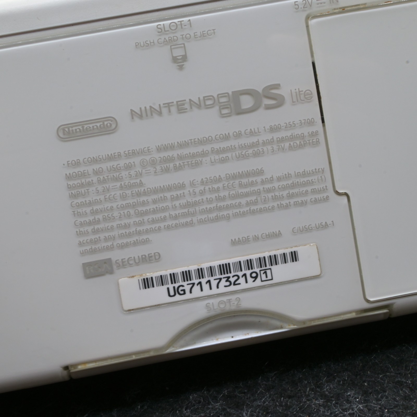 Nintendo DS Lite White Handheld Console USG-001 Console Only (No Charger/stylus)