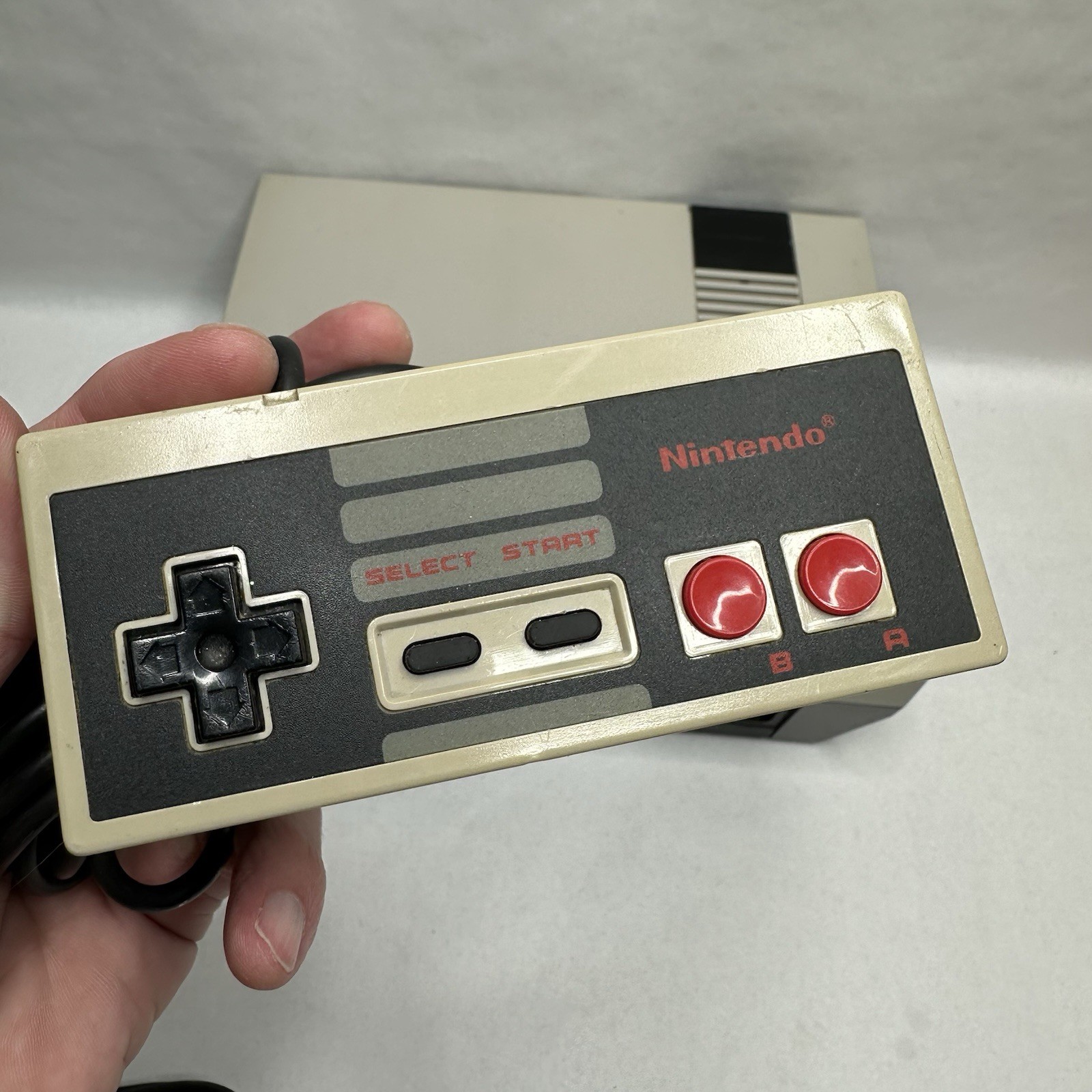Original Nintendo NES Console Bundle Cables Controller Works Tested