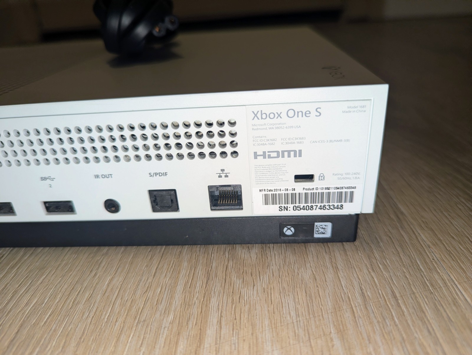 Xbox One S – Boots but unstable – suspected failing hard drive – for Repair
