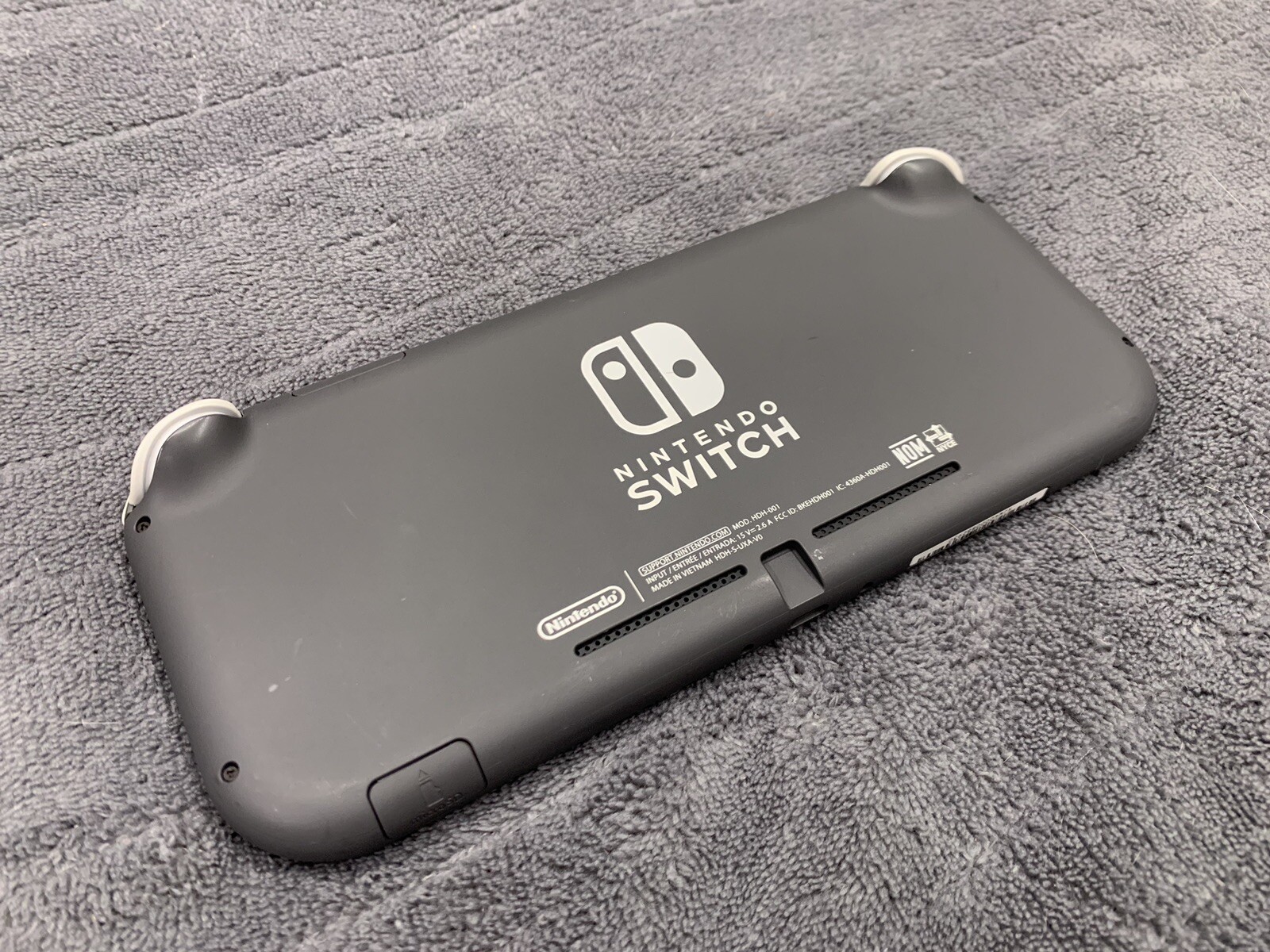 Nintendo Switch Lite Gray Handheld System (CHARGER INCLUDED) – TESTED, WORKING