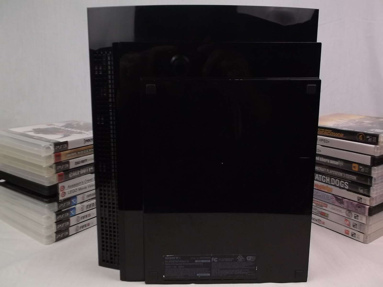 Sony PlayStation 3 80GB CECHK01 Console Bundle W/ 21 Games, 1 Controller TESTED