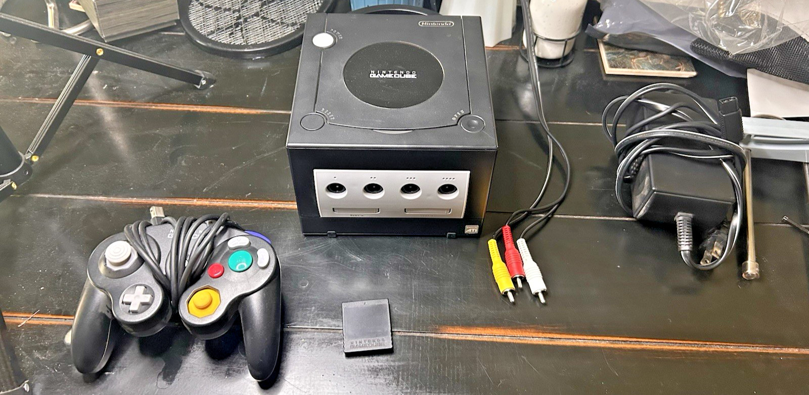 Nintendo GameCube Black DOL-001 Console Controller Cables Memory Card Bundle