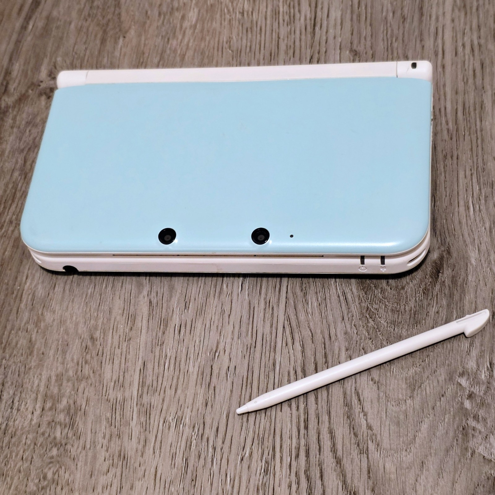 Nintendo 3DS LL ~ Factory Unlocked Region – Light Blue ~ Plays ALL REGION GAMES