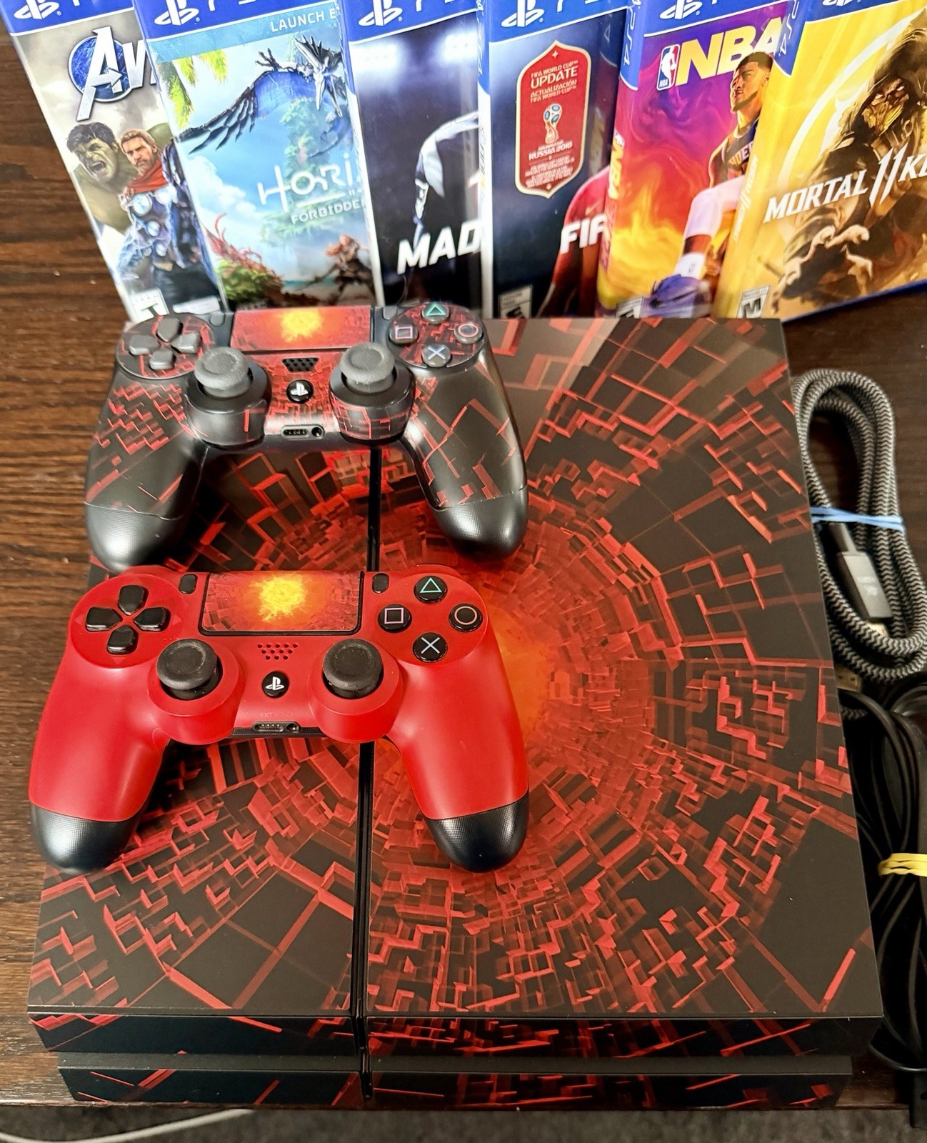 Sony PlayStation 4 1TB (Tested) BUNDLE