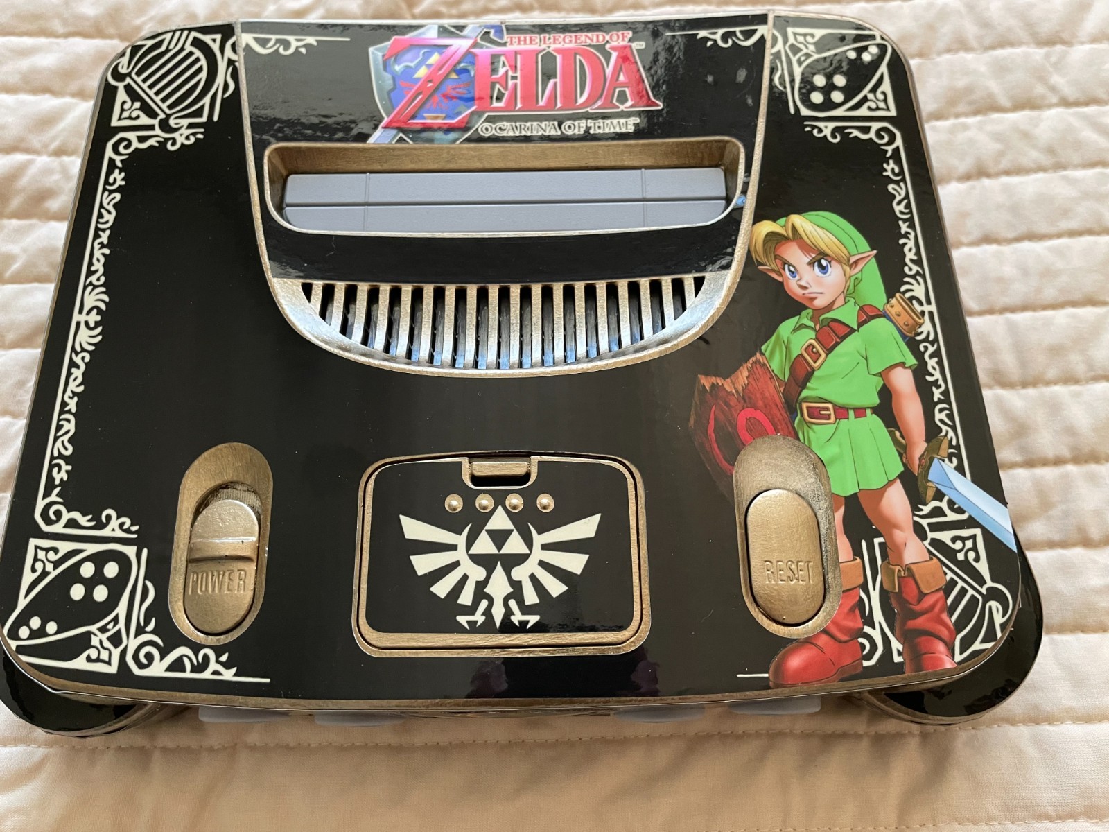 Nintendo 64 Console – Black/Gold Ocarina Of Time Link Legend Of Zelda 3d Decal