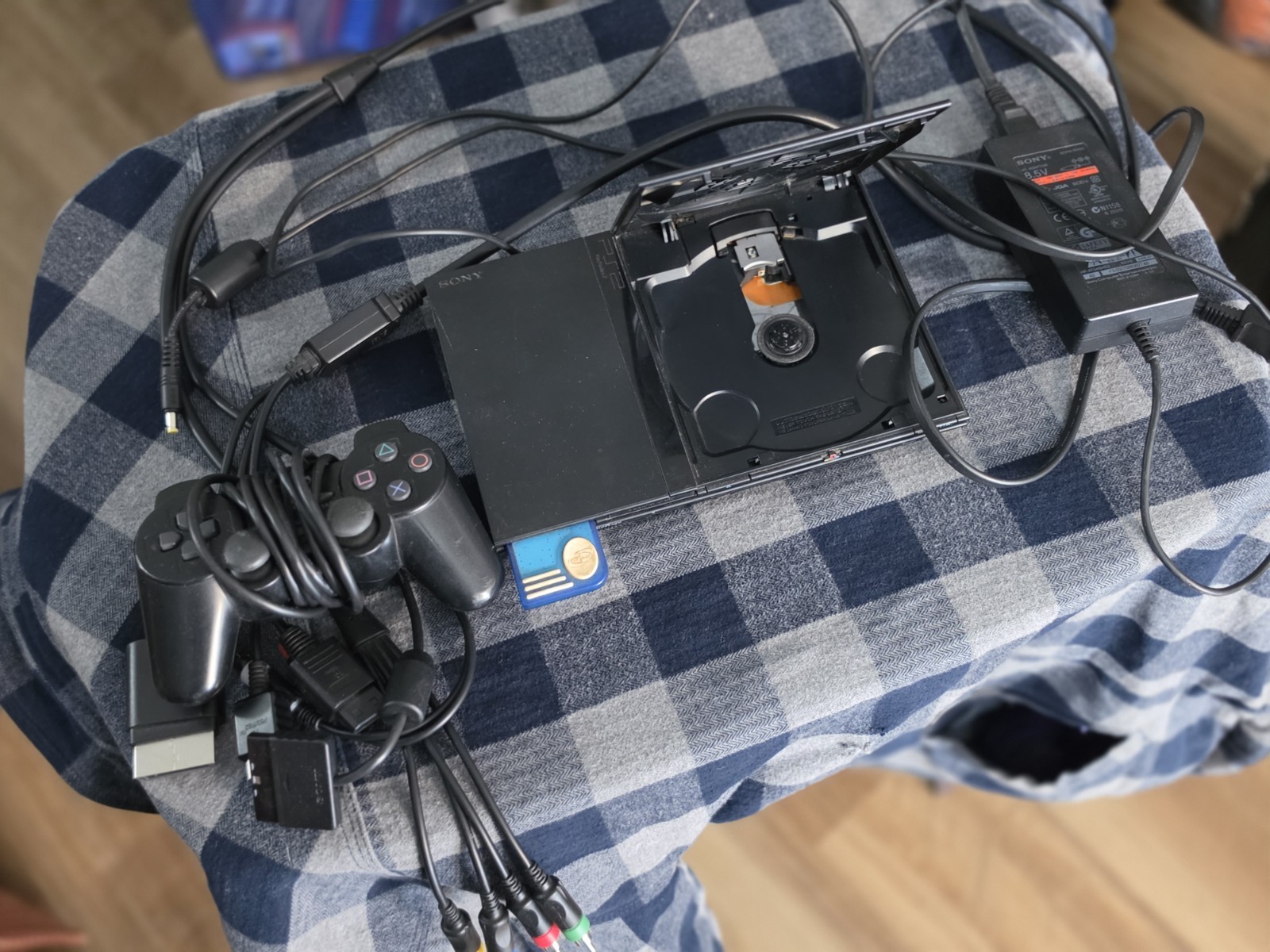 Ps2 Slim w/ Games, Memory Card, RGA To Hdmi Converter.