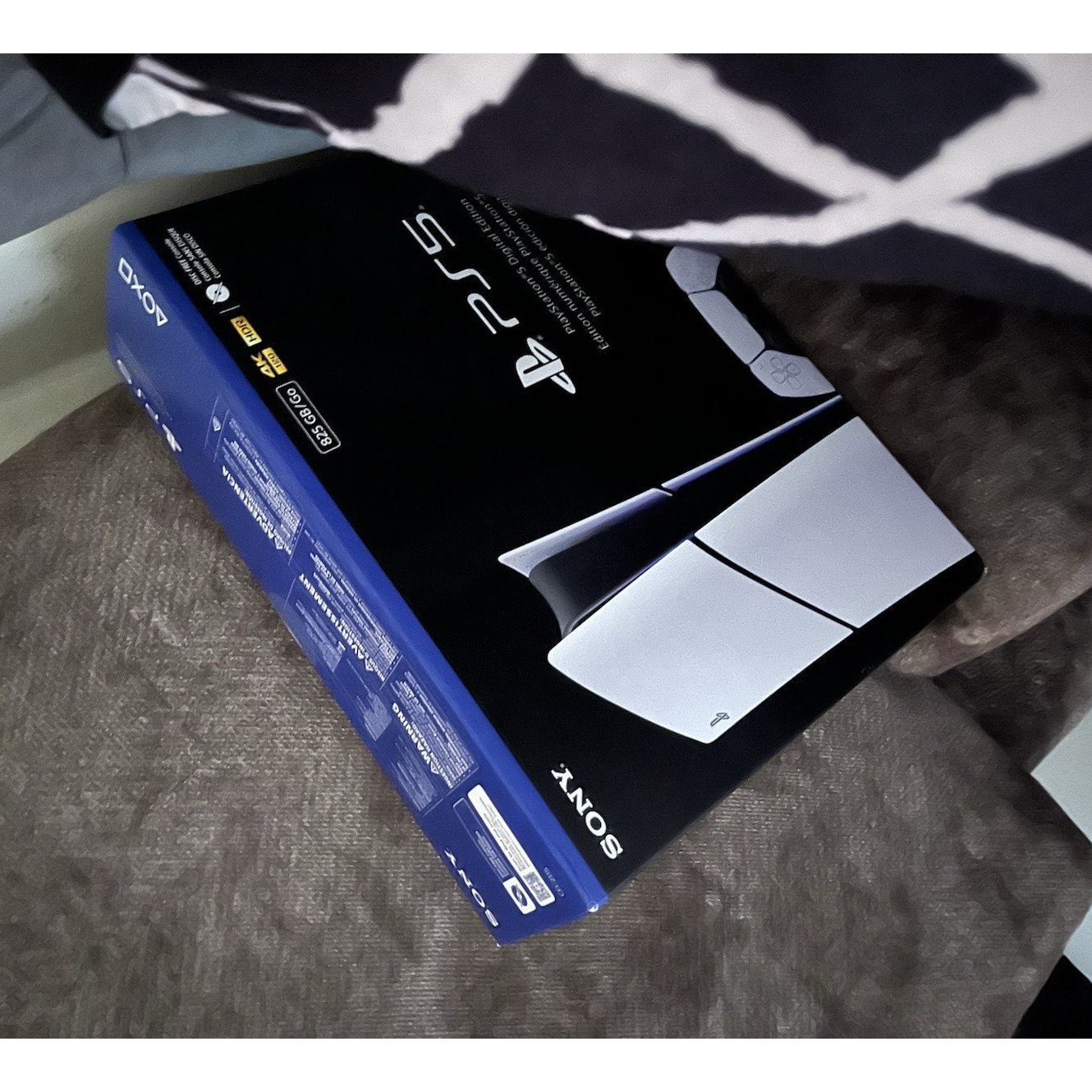 Sony PlayStation 5 Digital Edition 825GB 4K HDR Region Free CFI-1015B