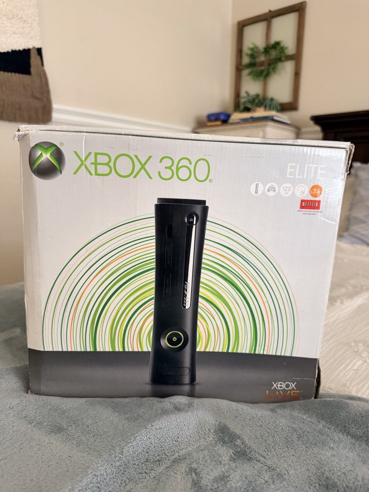 Microsoft Xbox 360 Elite 120GB Black NTSC-U/C Wi-Fi 1080p Bundle w/ Box