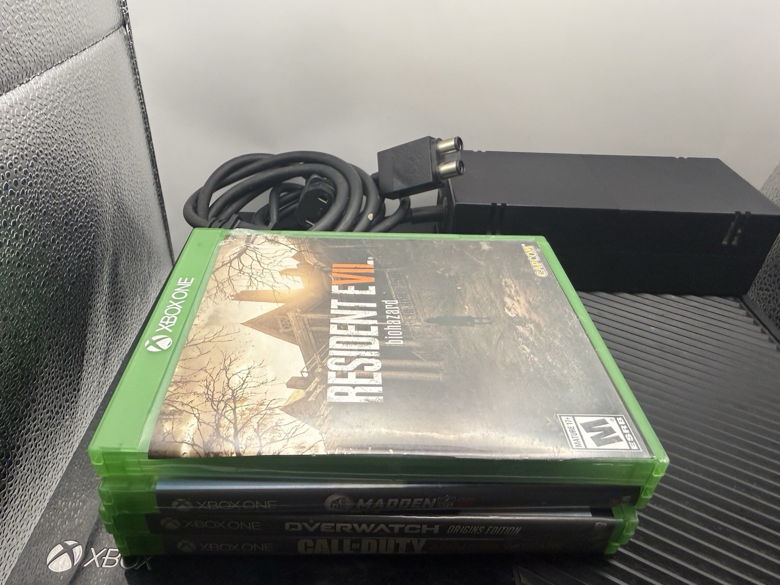 Microsoft Xbox One Console Only Model 1540 W/cables & 4 Games – Tested & Work