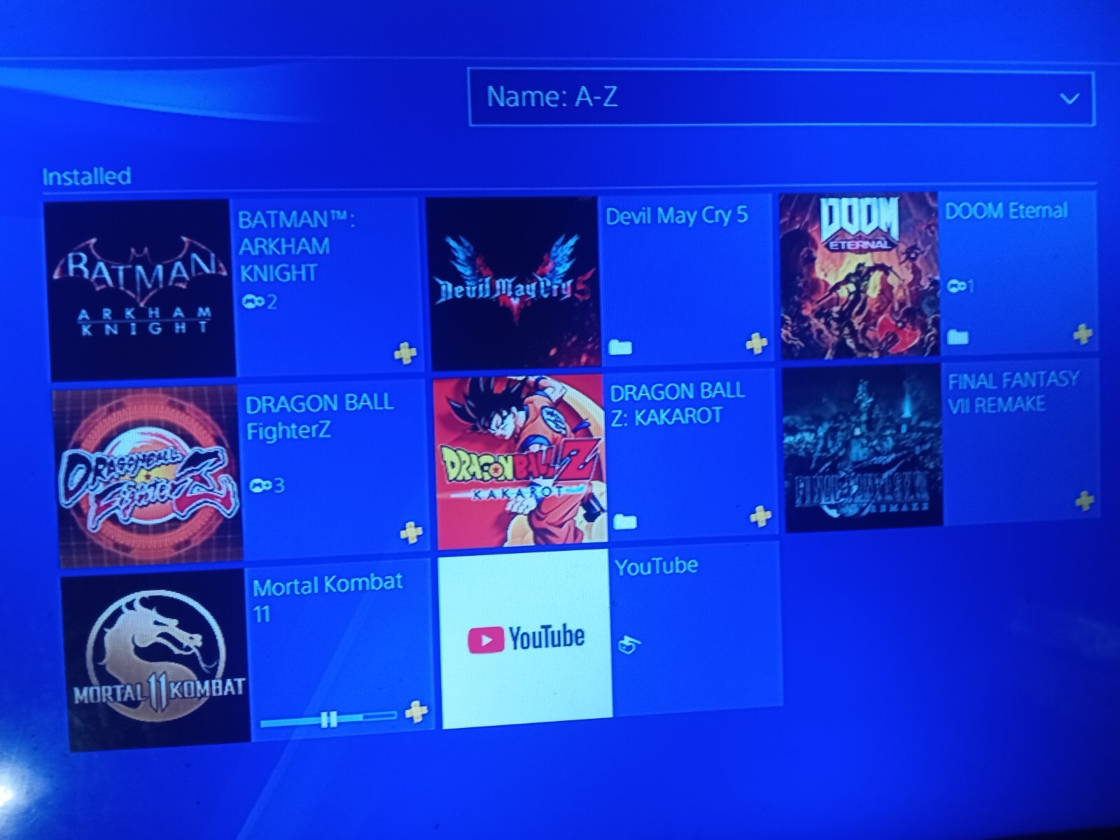 PS4 1TB BLACK CONSOLE SYSTEM -BLACK 12 LBS – GOOD -slightly used