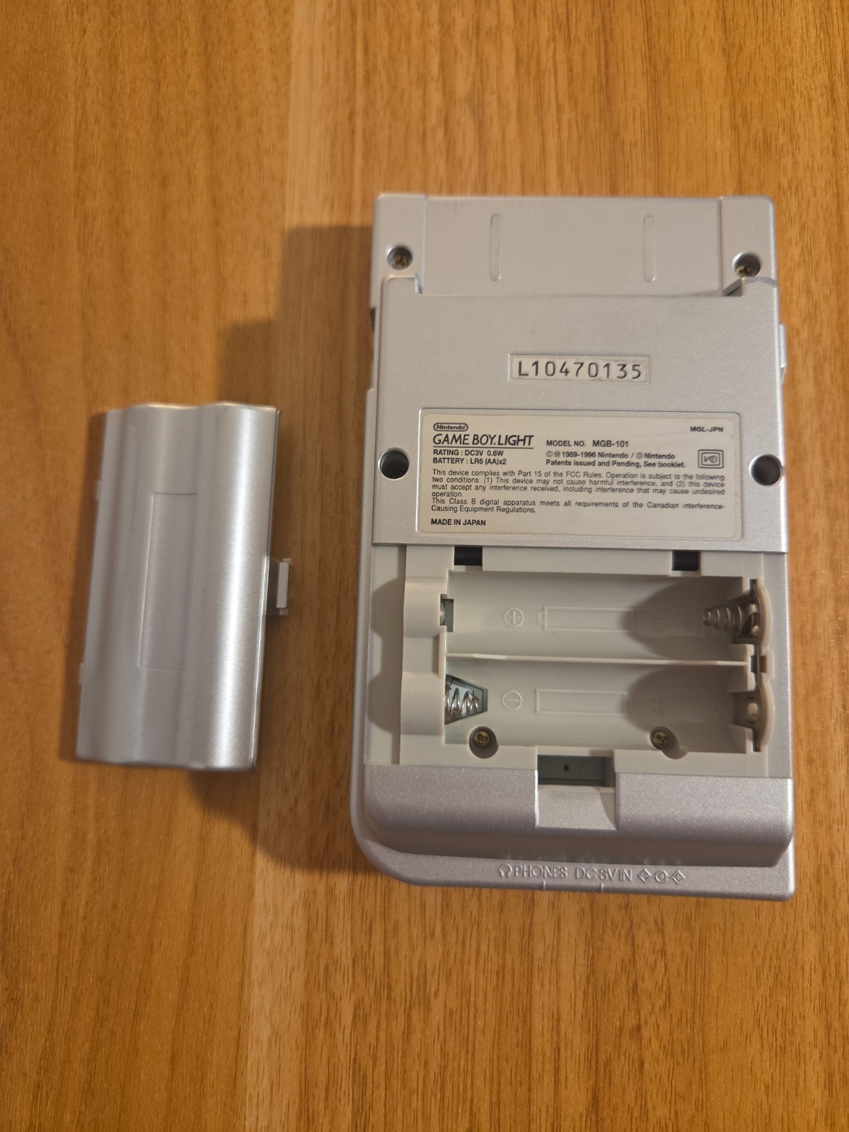 Nintendo Game Boy Light MGB-101 Silver Japan Import – Tested & Working – Rare