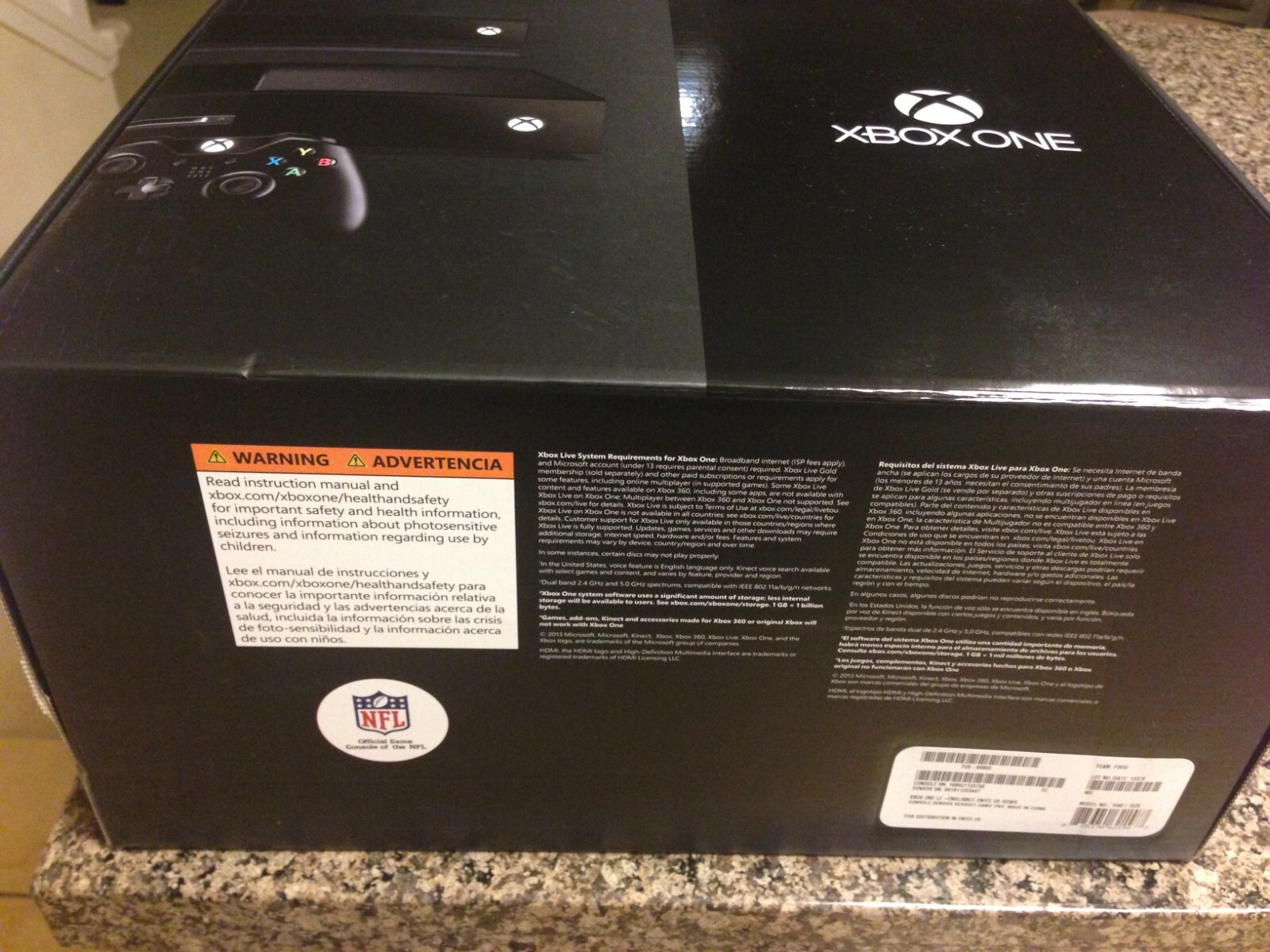 Microsoft XBOX ONE Day One Edition with Kinect BRAND NEW FACTORY SEALED