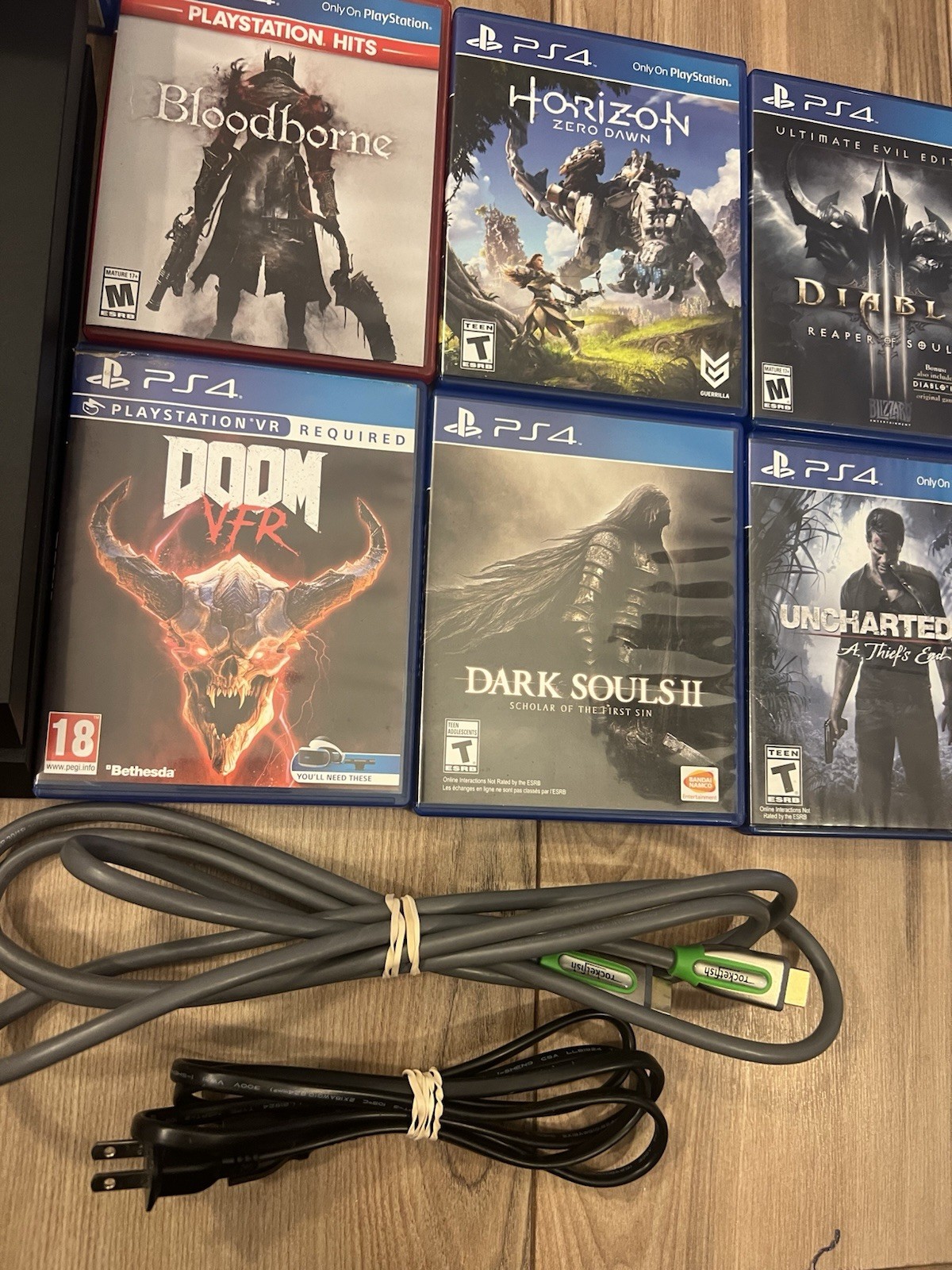 Sony PlayStation 4 PS4 Console Bundle CUH-1001A 500GB 9 Games Controller Tested