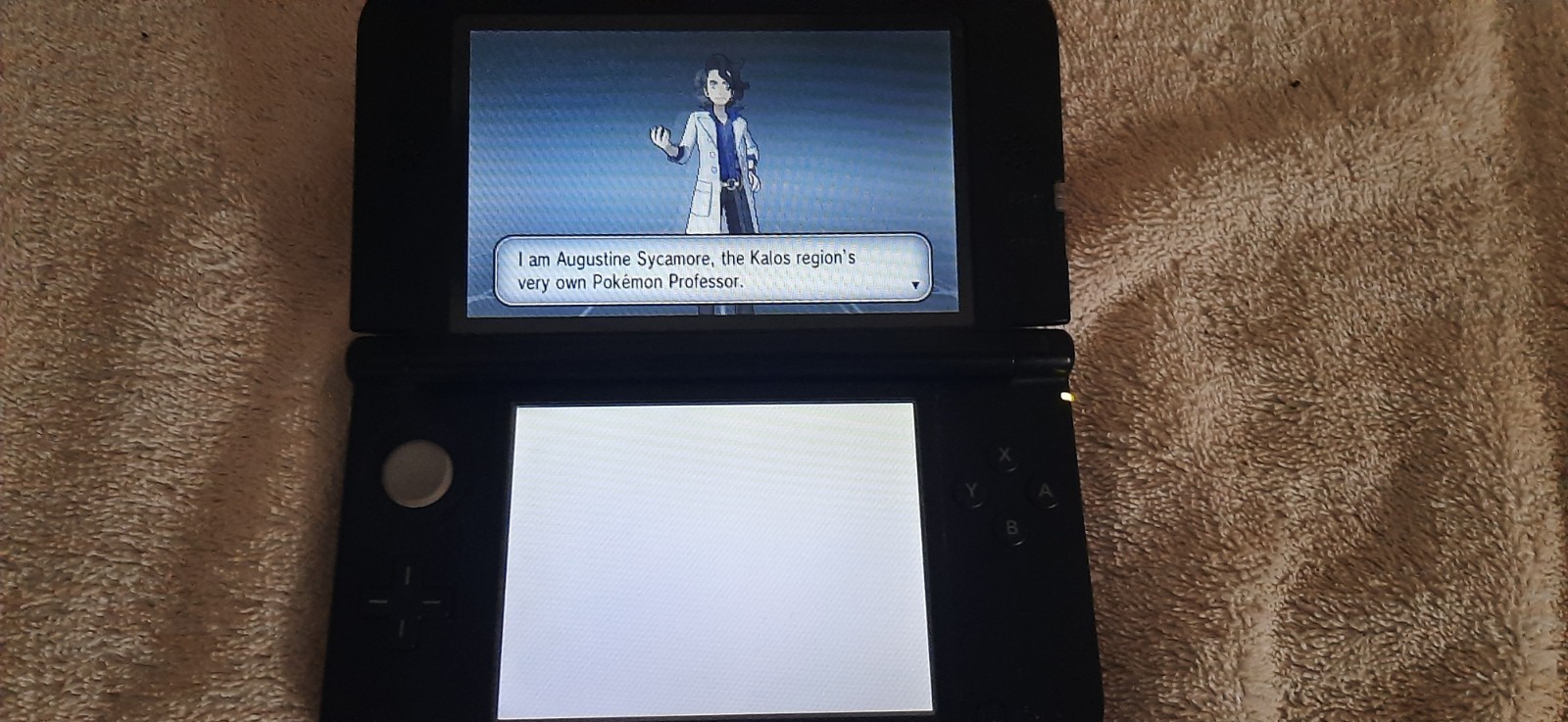 Nintendo 3DS XL (about) 200+ Games – Sold AS-IS (Charger Not Included)