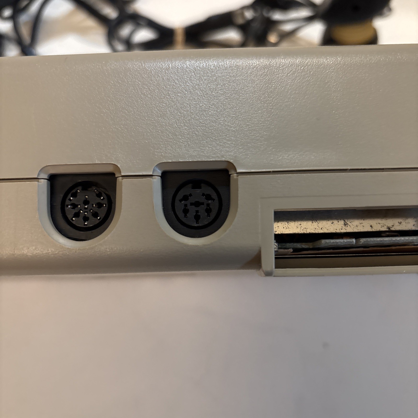 VTG Commodore 64 System W/Original Box POWERS ON PREOWNED W/Joystick