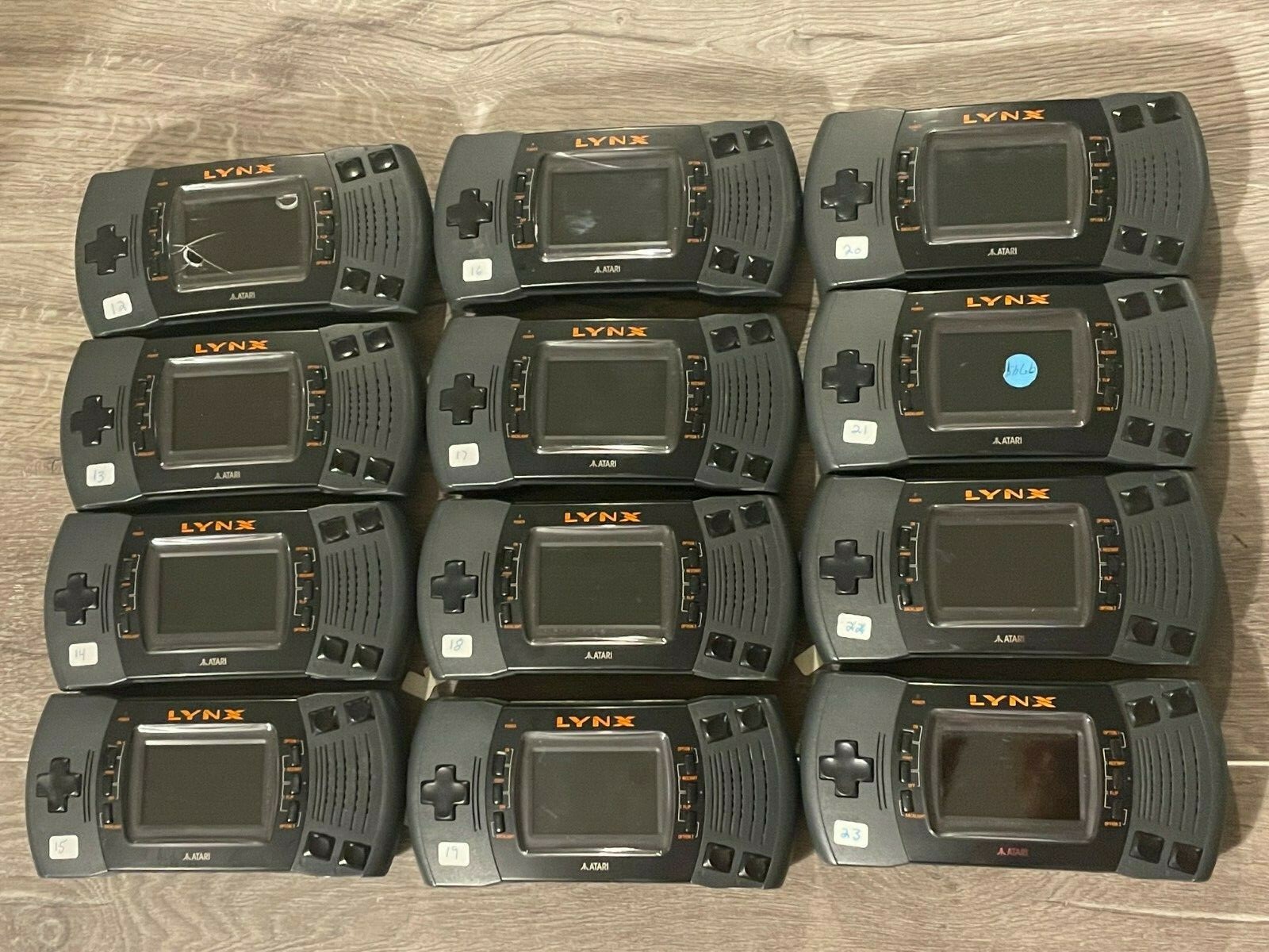 Atari Lynx II, PAG-0401 Handheld Console – For Parts / Repair no power Rare Find