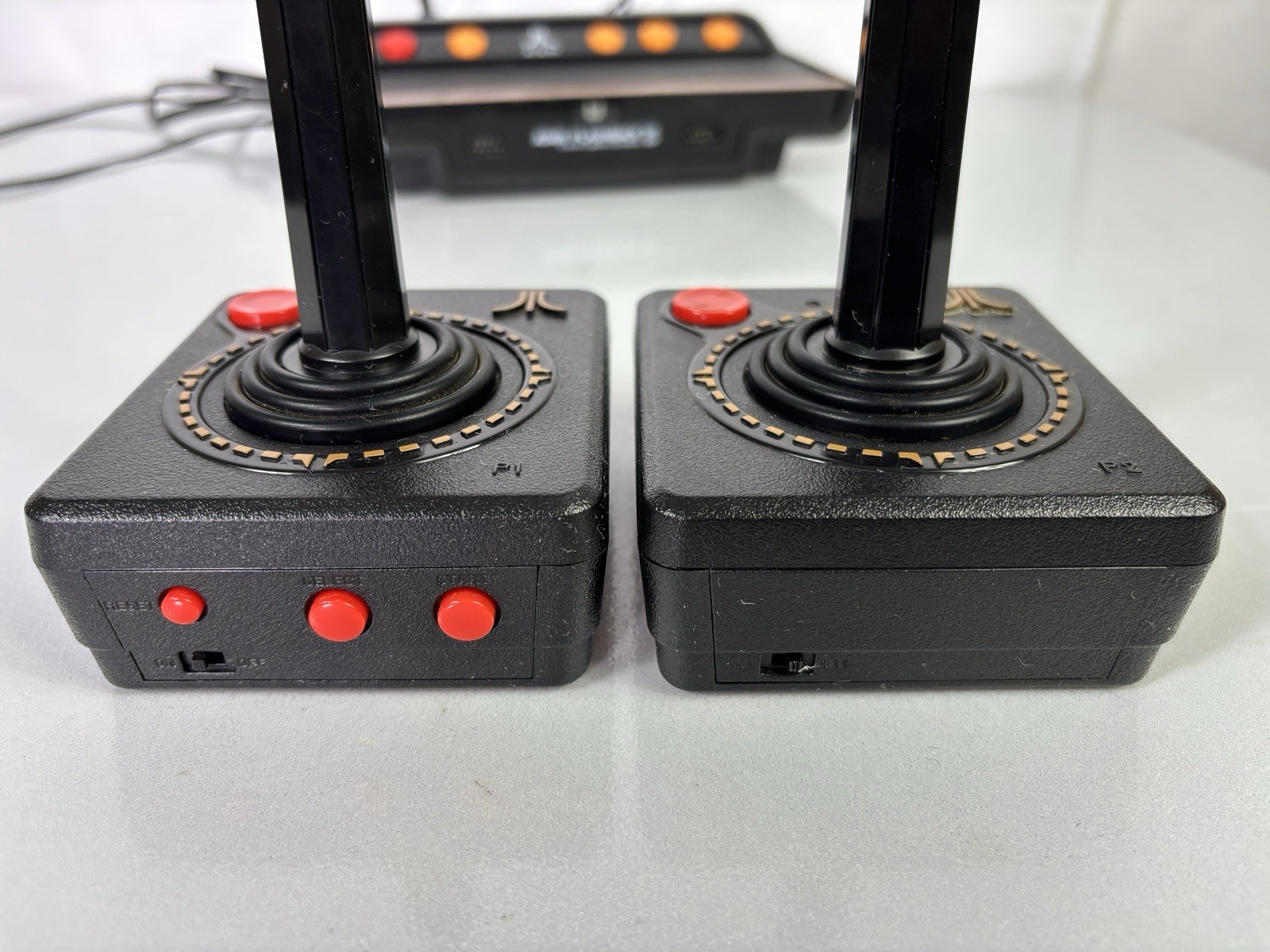 ATARI Flashback 5 Classic Game Console 92 Games with Controllers *READ
