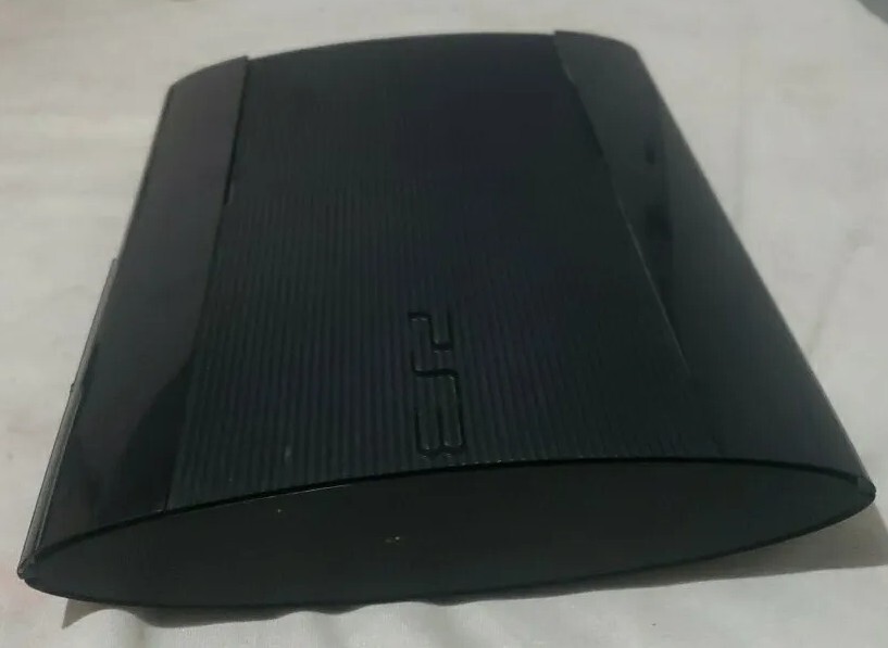Sony PlayStation 3 game system – Black *COD: Black Ops 2 included inside*