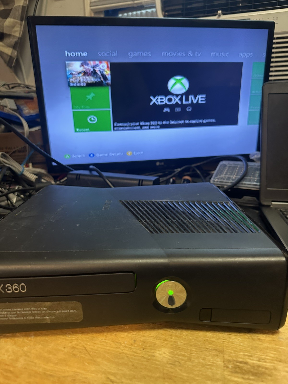 Microsoft XBox 360 S Slim Model 1439 250GB Console System Bundle – Tested