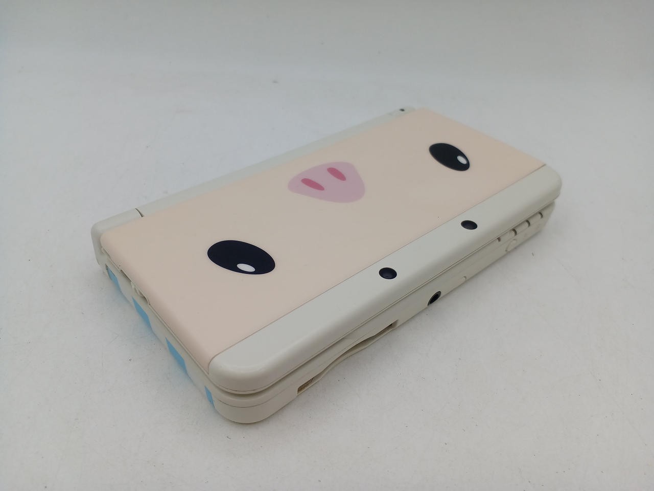 Nintendo New 3DS LL White Used with screen fade and replacement plate