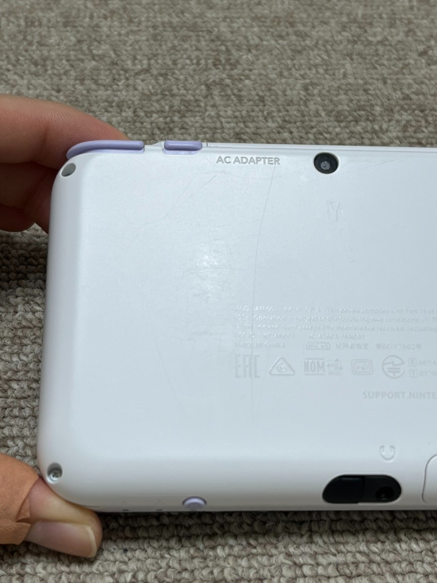New Nintendo 2DS XL LL White lavenderr Console region Japanese B788