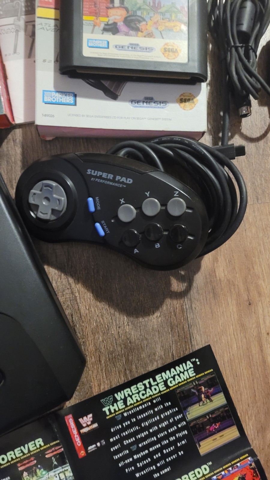 Sega Genesis Console Bundle (Working)