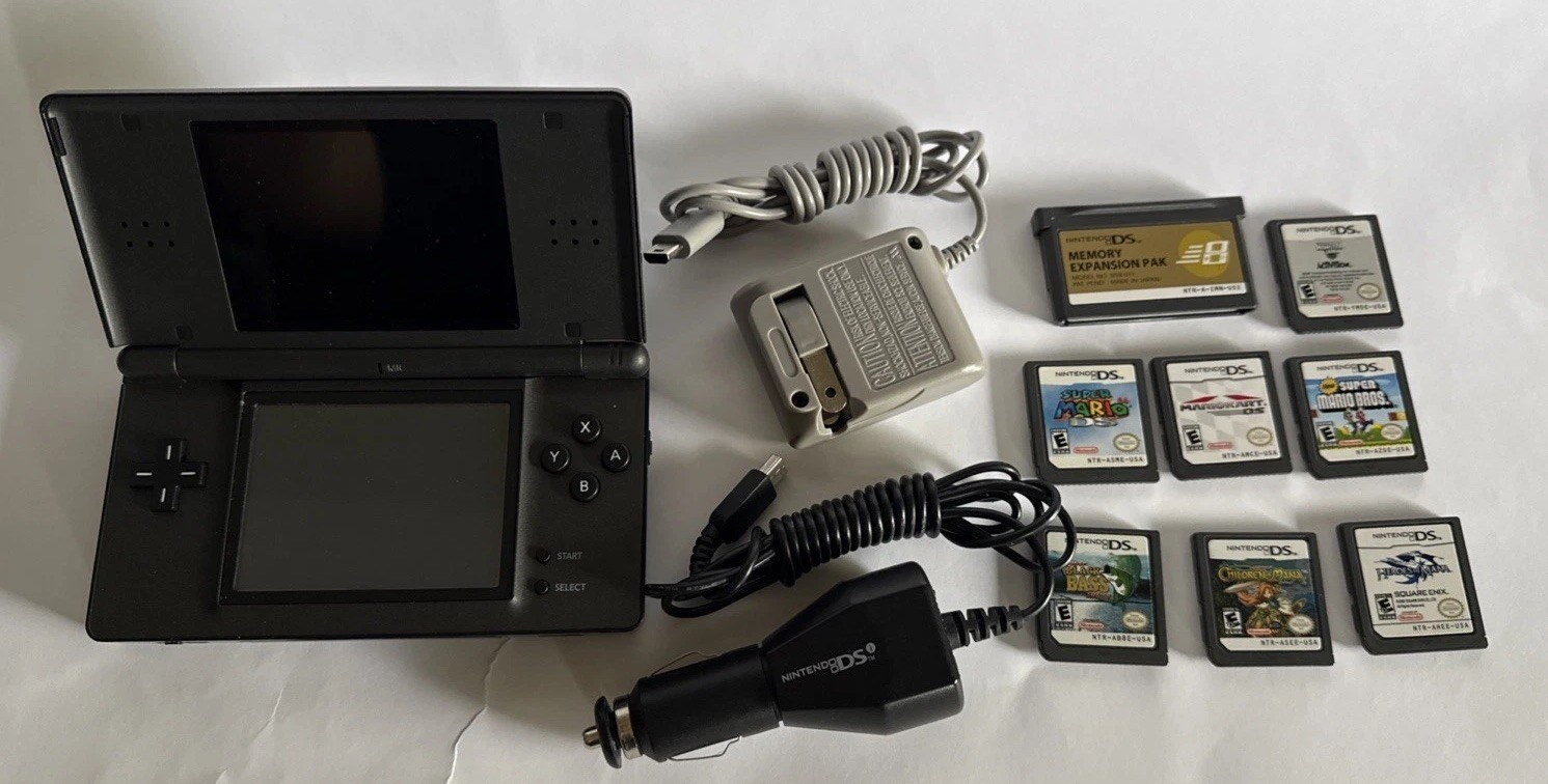 Nintendo DS Lite Onyx Glossy Black Handheld System Tested Working 7 Games Lot