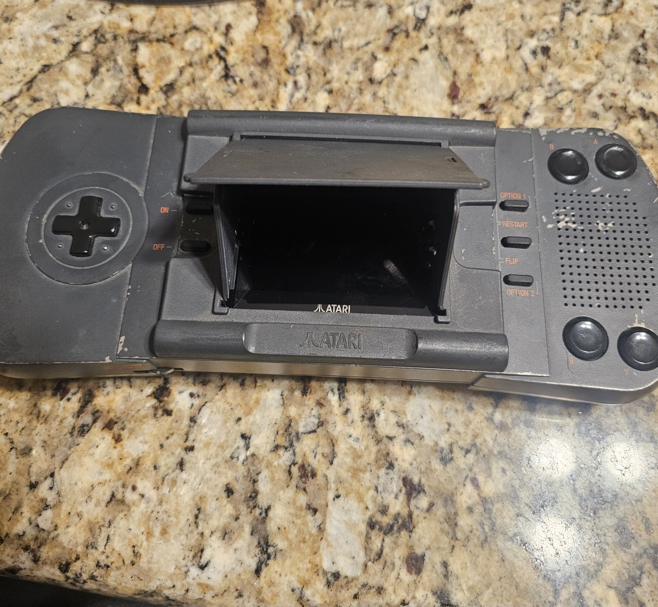 Atari Lynx ~ Model 1 ~ Handheld Console + Game used
