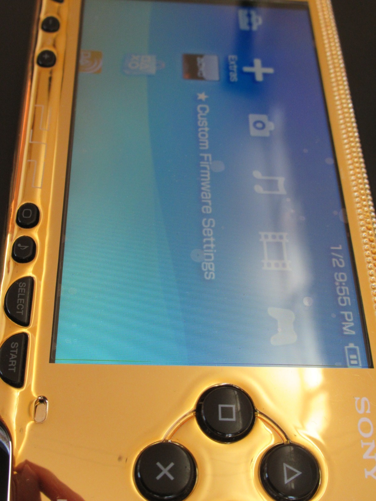 PSP 1000 Black/Gold w/ Ark-4 USB power/data HQ battery SANDISK 32gb working!