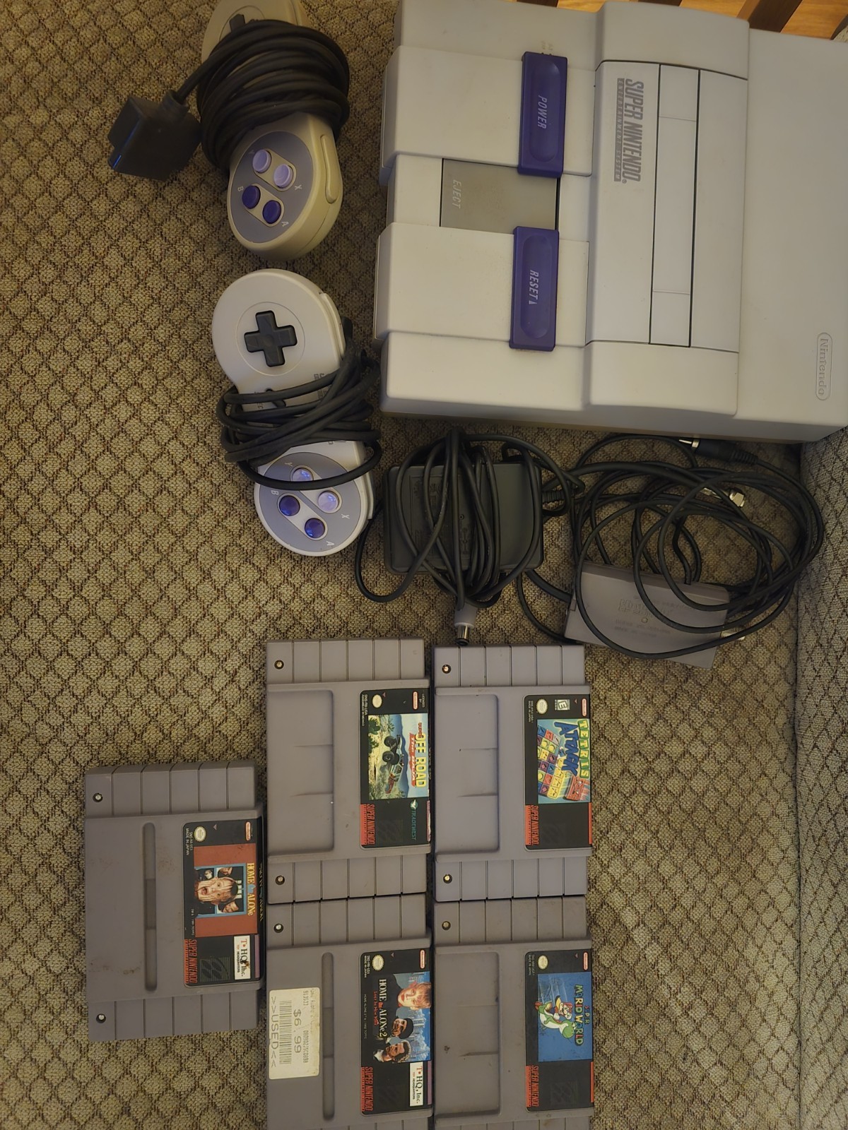Original Super Nintendo (SNES) Console Bundle+ 2 Controllers + Cables 5 Games